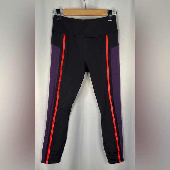 Avia Pants - Avia Athletic Wear Cropped Leggings
